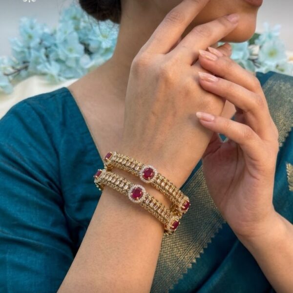 traditional gold bangles